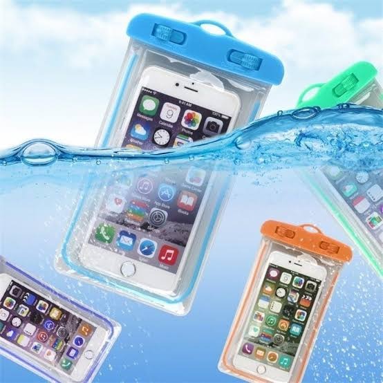Universal Waterproof Mobile Pouch – Full Protection Anywhere